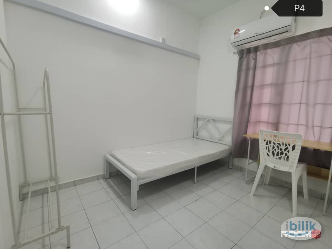 Middle Room For Rent At USJ Subang !!! 🛌🏠✨ - Image 1