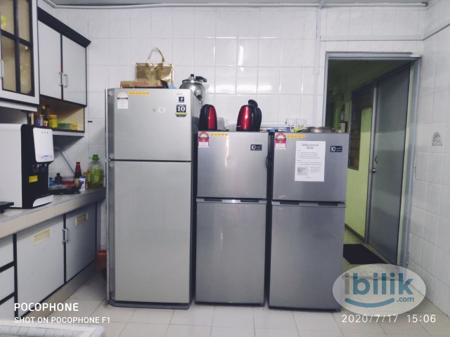 Middle Room at Damansara Utama, Petaling Jaya - Image 2