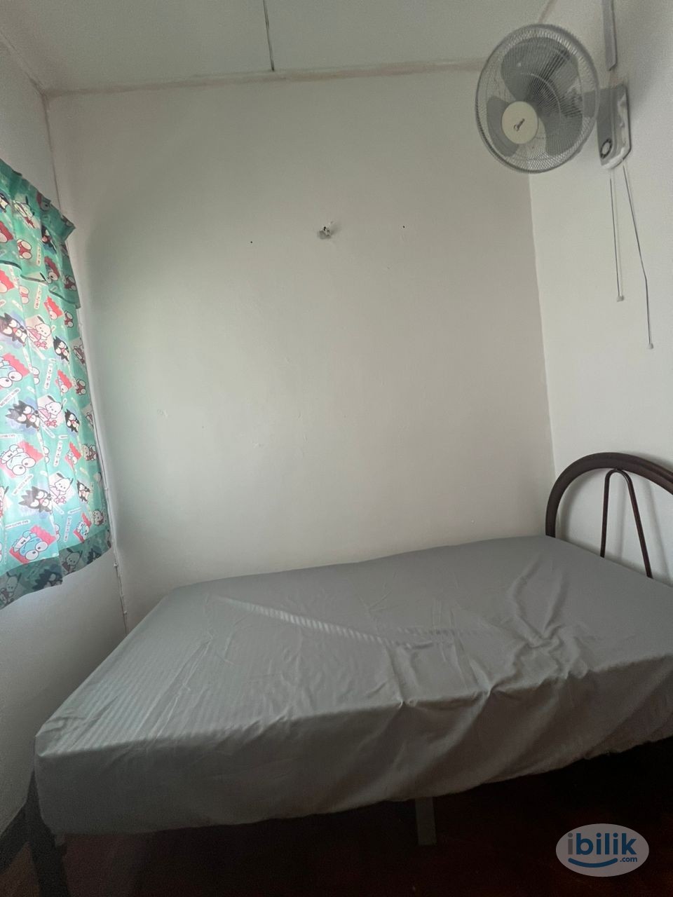 Just a walk to Starling Mall 📍 Single Room Rent in Damansara Utama, Petaling Jaya - Image 1
