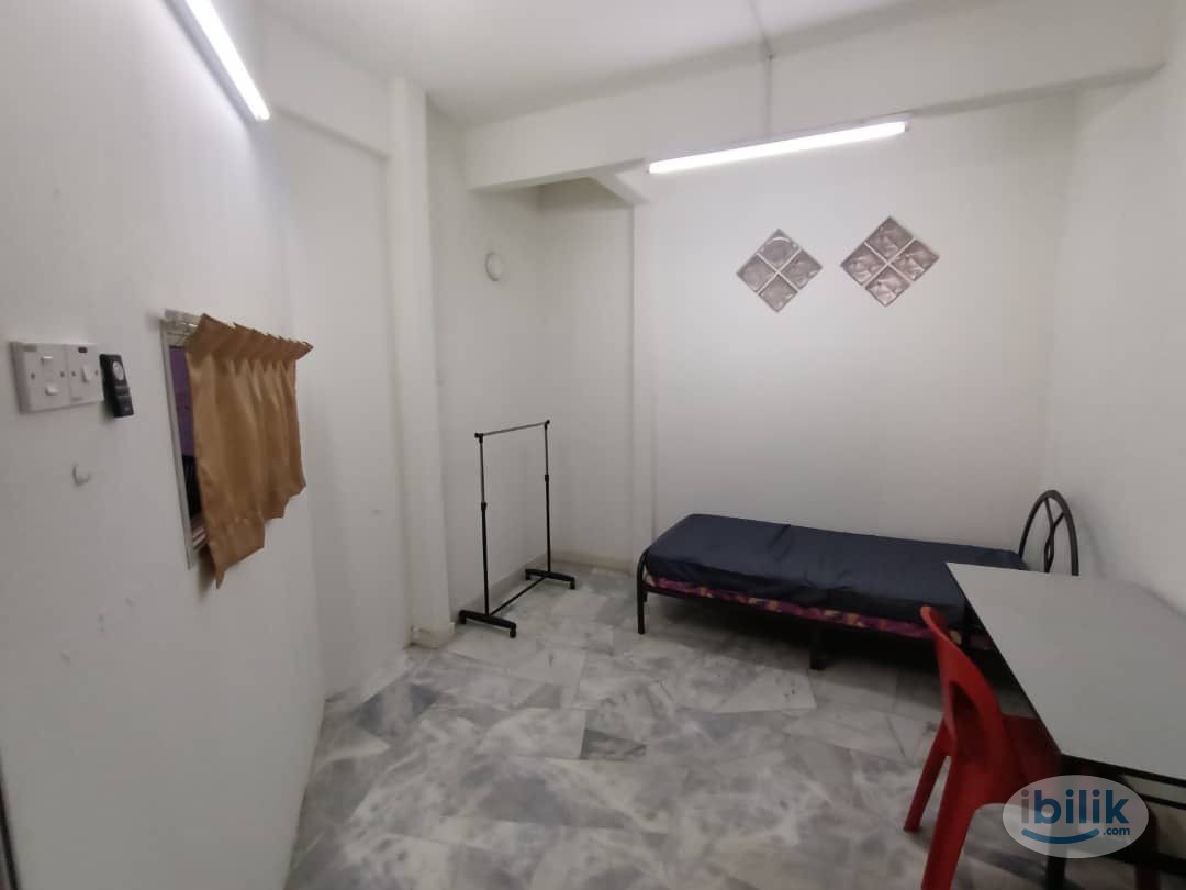 Low Deposit ⭐ Single Room for Rent at Taman Wawasan Puchong 🛣️ - Image 1