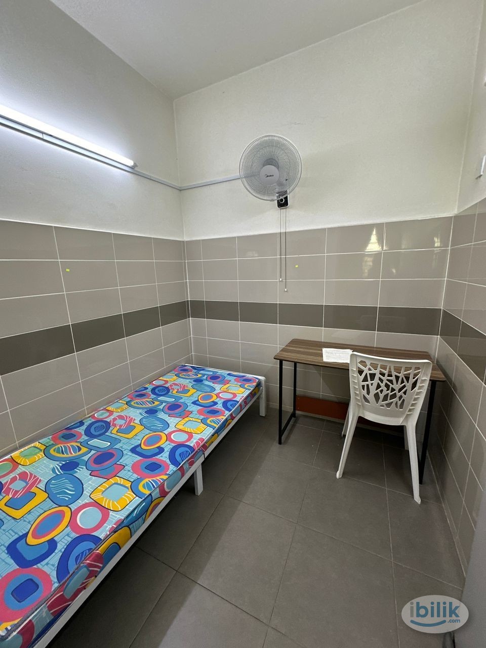 Low Depo 🛌 Female Unit Single Room for Rent at SS2 Petaling Jaya - Image 1