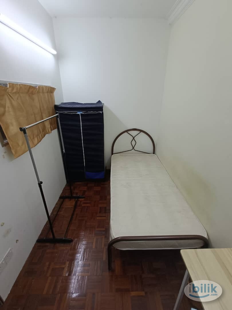 Room Available for Rent in SS2 with Free WiFi 📱 - Image 3