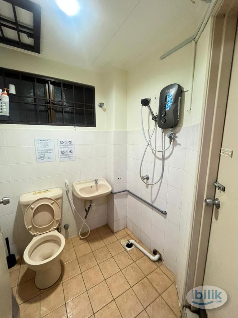 👋👋 Affordable Room for rent. Located Taman Wawasan Puchong🏠🛏️✨ - Image 2