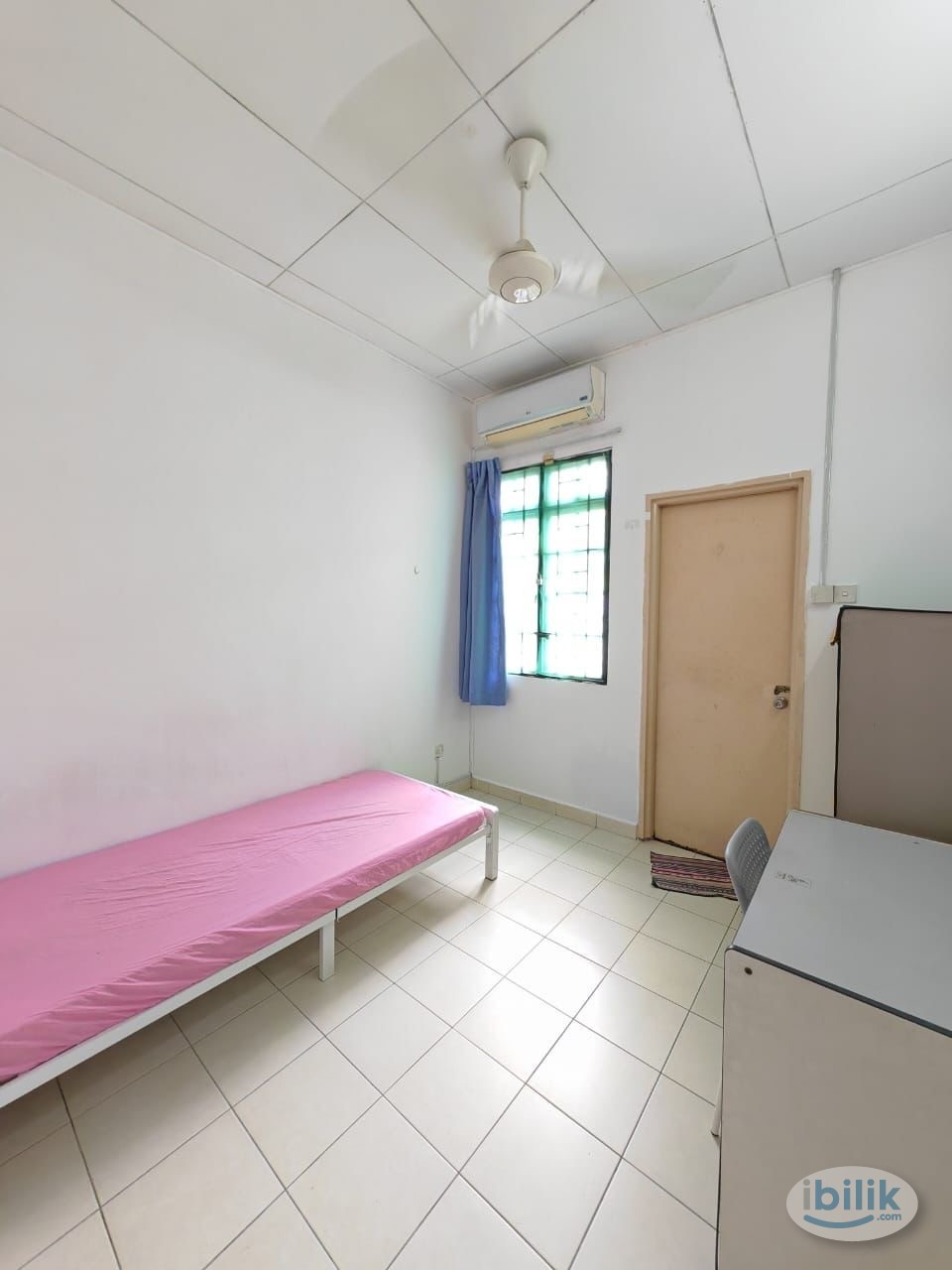 🏠🛏️✨Low Deposit, Landed Room For Rent At Puchong 🏠🛏️✨ - Image 1