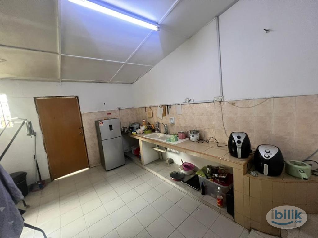 🏠🛏️✨Low Deposit, Landed Room For Rent At Puchong 🏠🛏️✨ - Image 3