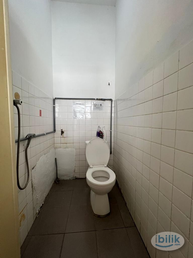 🏠🛏️✨Low Deposit, Landed Room For Rent At Puchong 🏠🛏️✨ - Image 2