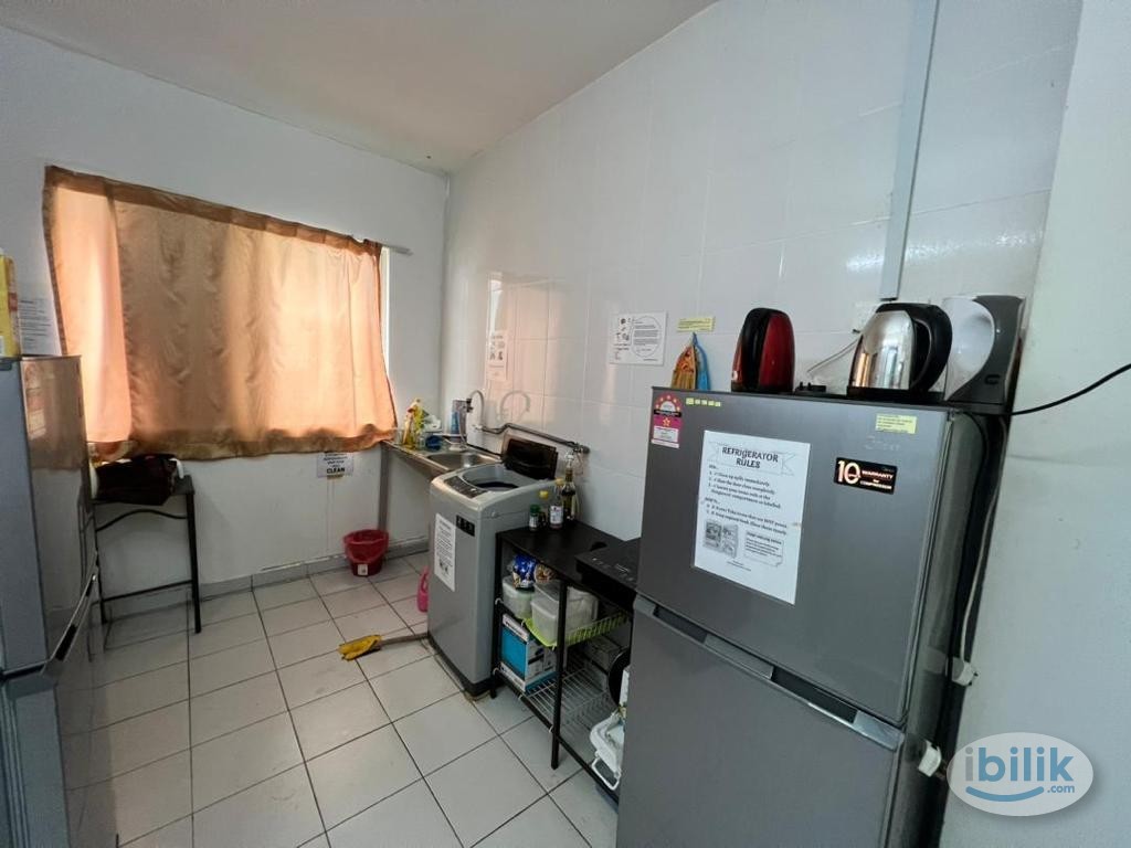 🔥🔥🔥 Hot Area! Available Room for Rent at Jalan Bangau, Puchong Jaya ❗️❗️Free WIFI! 🛜✨ - Image 3