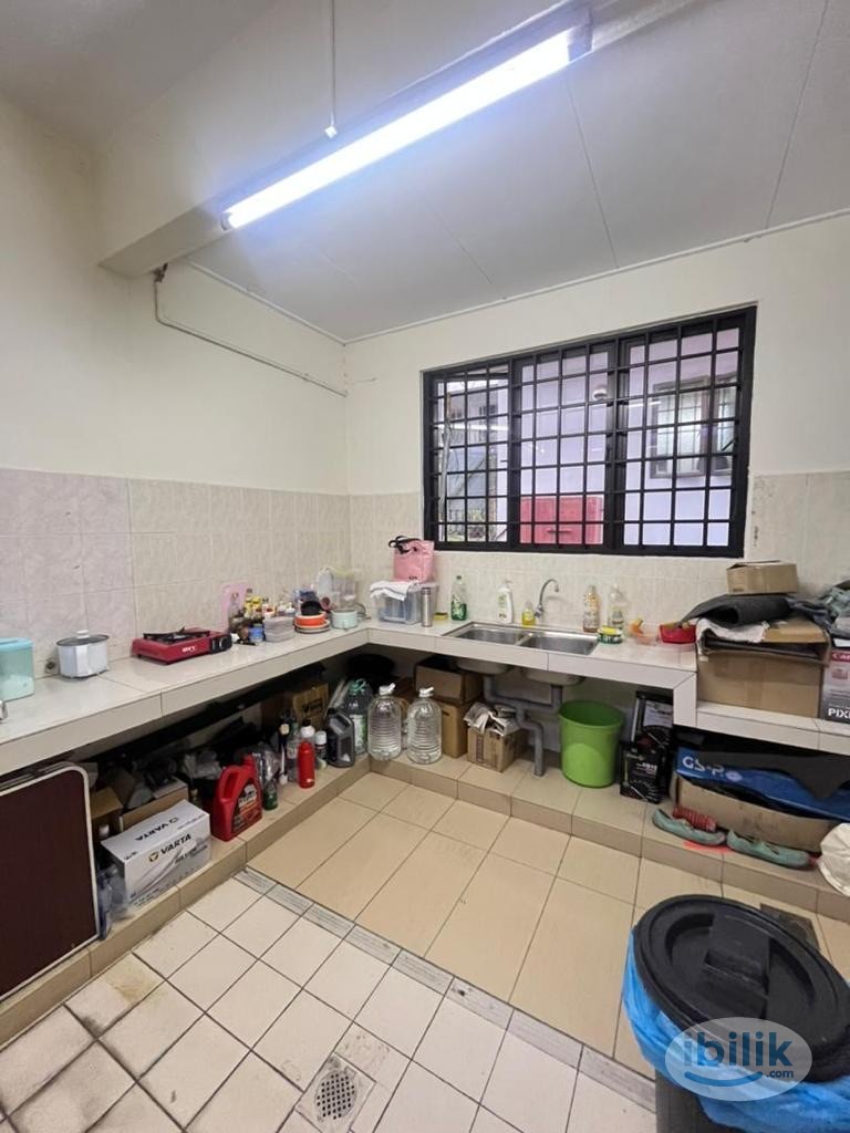 🏠🛏️✨Available Room with Air-Condition in Bandar Utama Near One Utama Mall / MRT Bandar Utama 🛍️🏬✨ - Image 3