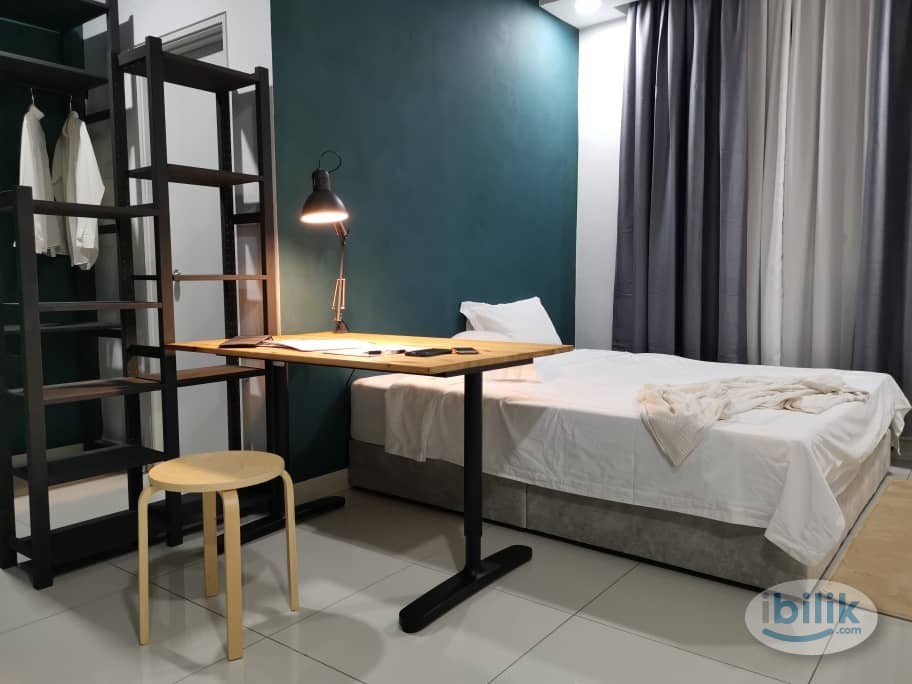 Master Bedroom at Central Residence RM950 include 1 parking lot Jalan sungai besi, old klabg road, kuchai lama, salak so - Image 2