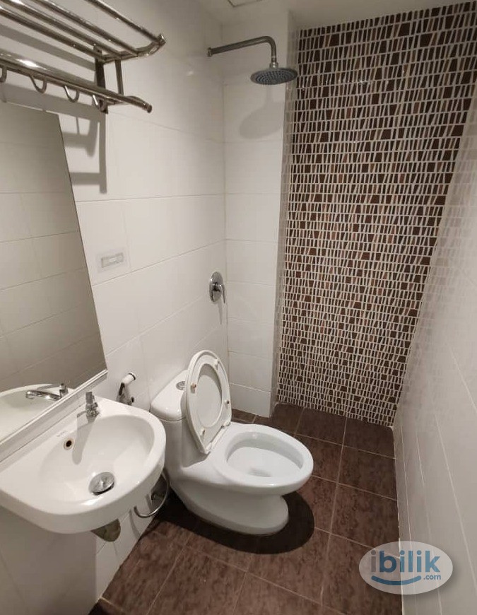 Near Atria mall 🚶Room Rent @ Damansara Jaya, near KDU college - Image 2