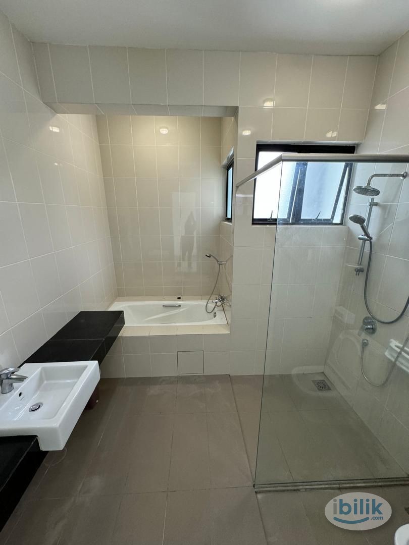‼️ Zero Deposit ‼️ Cozy Room @ Setia Alam - Image 3