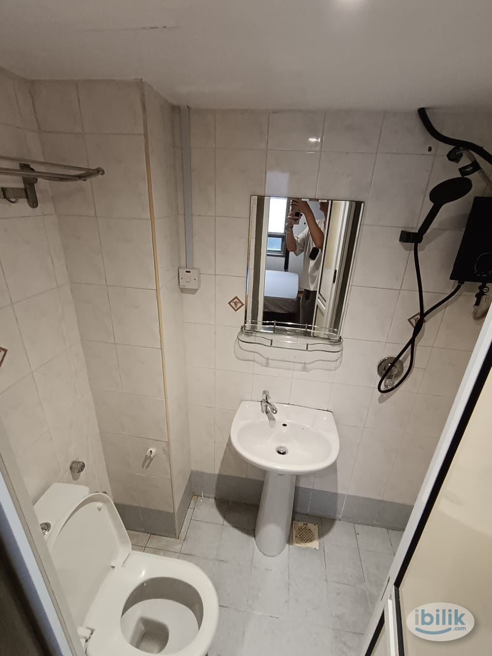"PWTC Charisma: Your Ideal Room Rental in the Heart of KL" 🏡🌆✨ - Image 2