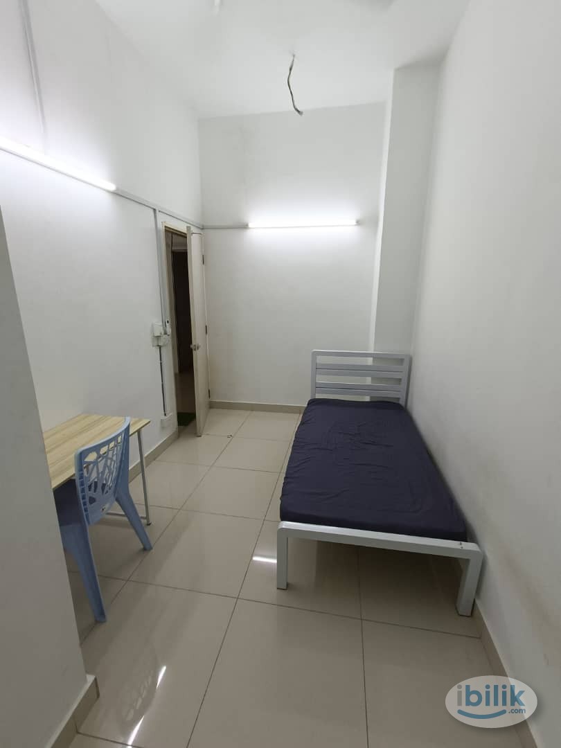 One Month Deposit Only ⭐ Middle Room for Rent at Setia Indah Setia Alam - Image 3