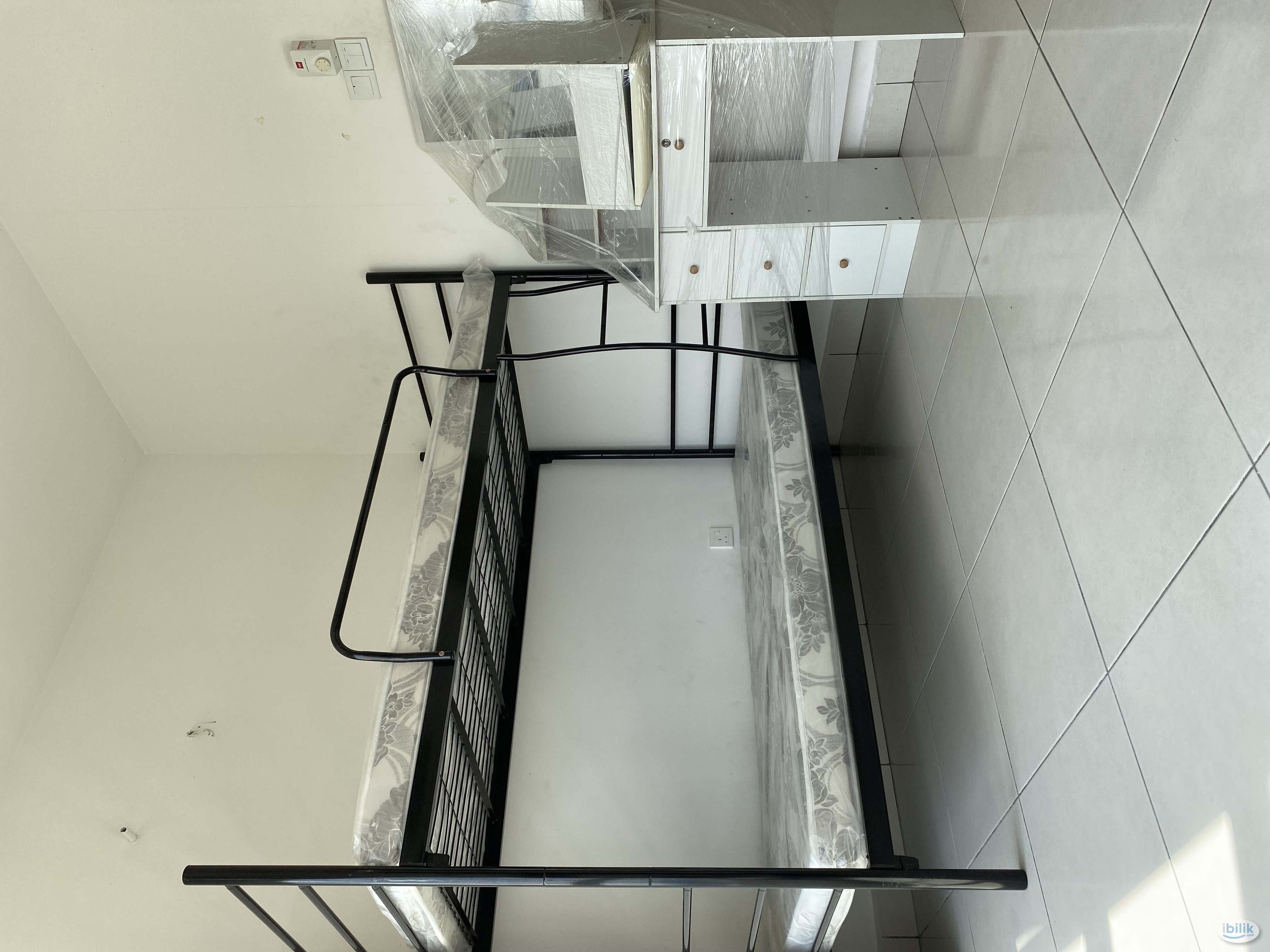 Middle Room near UiTM Shah Alam - Image 1