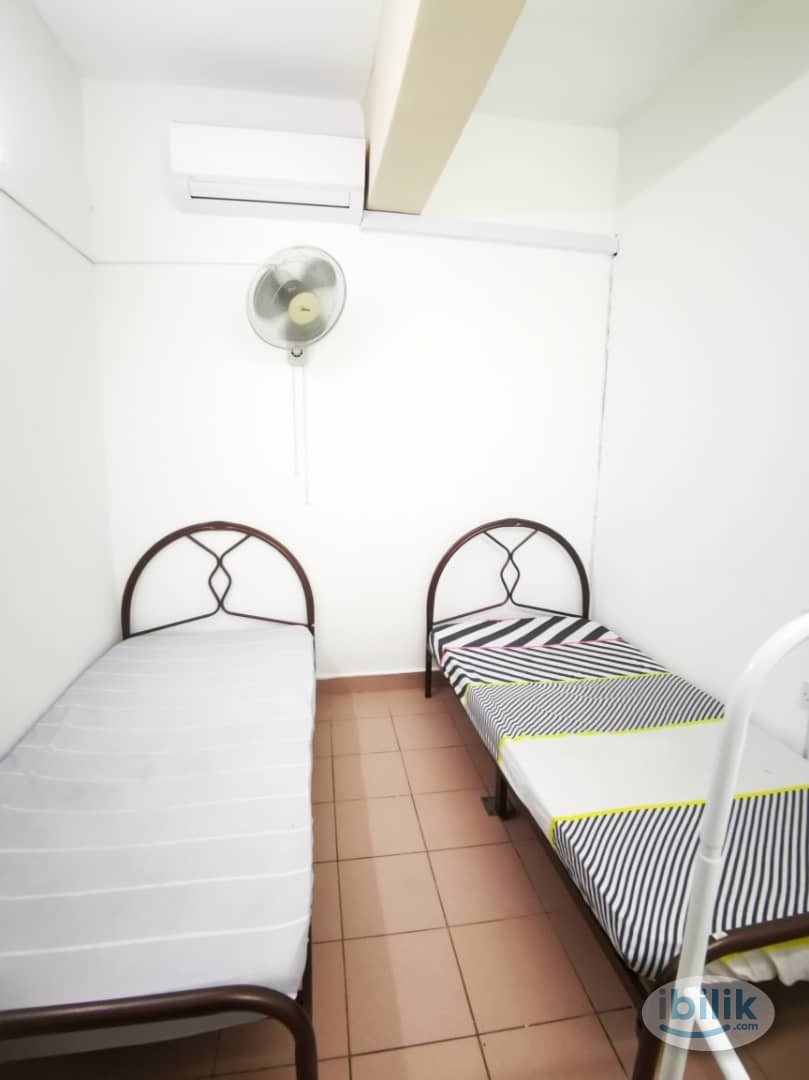 Walking Distance to LRT Puchong Jaya🚶Single Room with Aircond for Rent 🏠 Opposite IOI Puchong Mall - Image 4