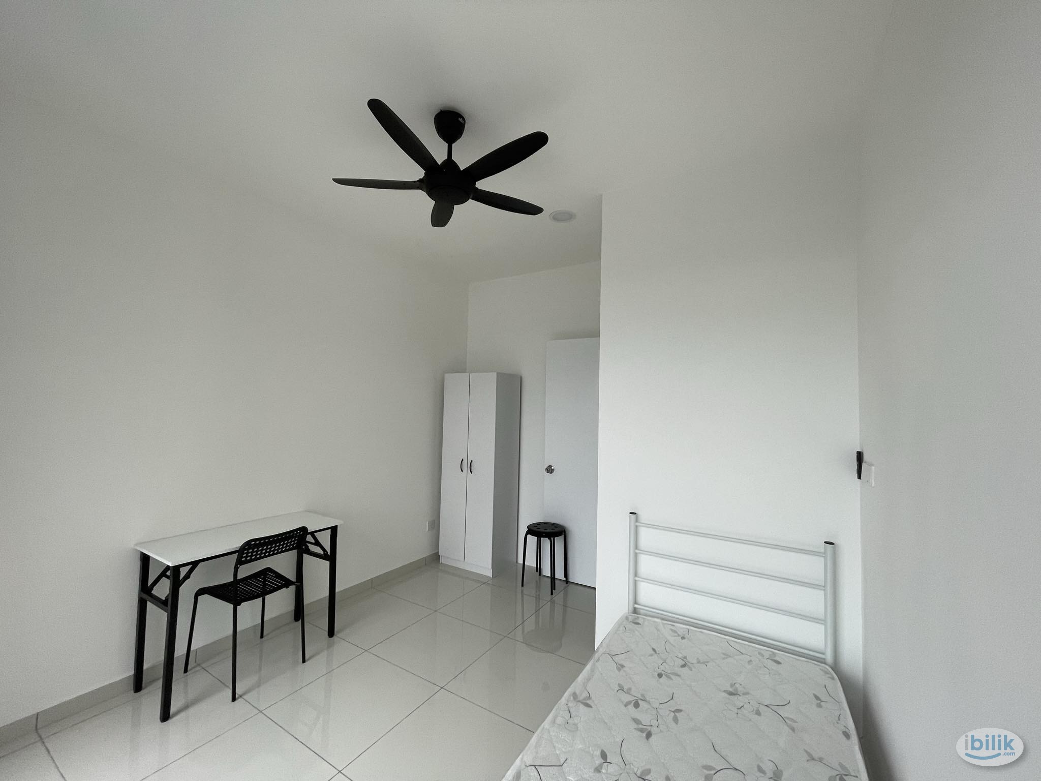 Balcony Room for RENT at Kenwingston Platz, Kuala Lumpur, Jalan Gombak near DUKE Highway, HKL & KLCC - Image 1
