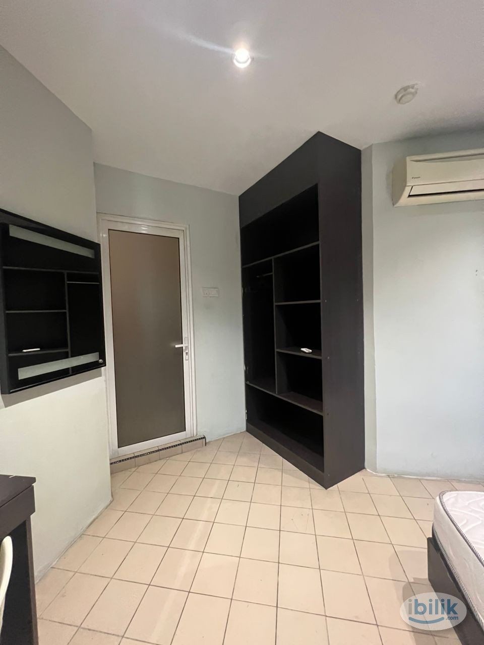 200m walk to Sunway Pyramid AC room fully furnished🏡 - Image 2