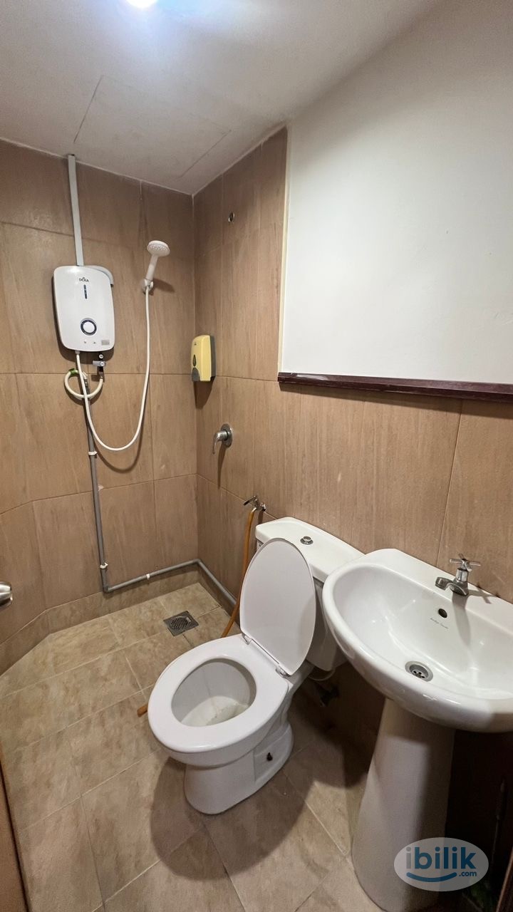 Master Room at Bandar Puchong Jaya, Puchong - Image 2