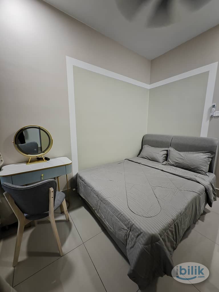 Master Room at Razak City Residences, Sungai Besi - Image 4