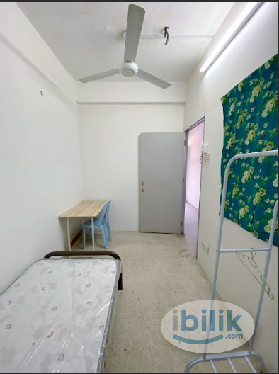 Limited Room Available in SEKSYEN 19 PETALING JAYA! 🏠 Hurry before it's gone! - Image 1