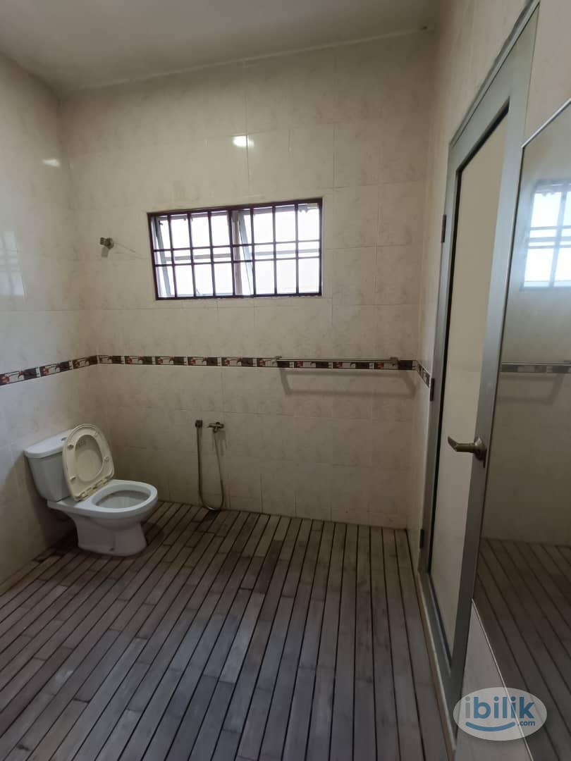 💥Middle Room at Bandar Bukit Raja, Klang💥🚩Nearby Aeon Mall Bukit Raja Klang,NSK Meru Klang,Setia City Mall🚩Free Car Park - Image 5