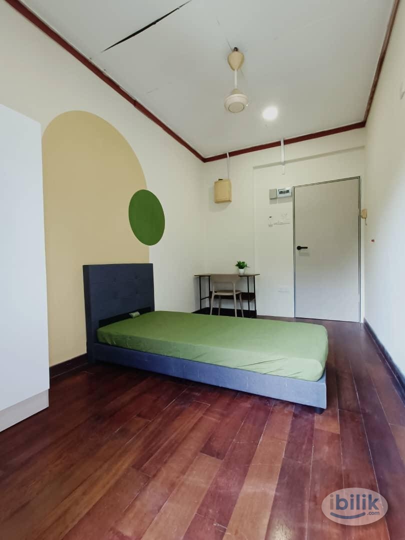 💥Middle Room at Bandar Bukit Raja, Klang💥🚩Nearby Aeon Mall Bukit Raja Klang,NSK Meru Klang,Setia City Mall🚩Free Car Park - Image 3