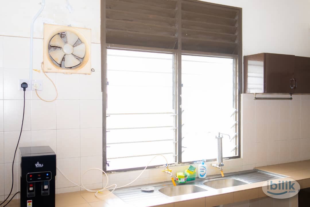 Twin Room (2 Single Bed) for Rent @ Walking Distance to UniKL / General Hospital Ipoh / Greentown - Image 2