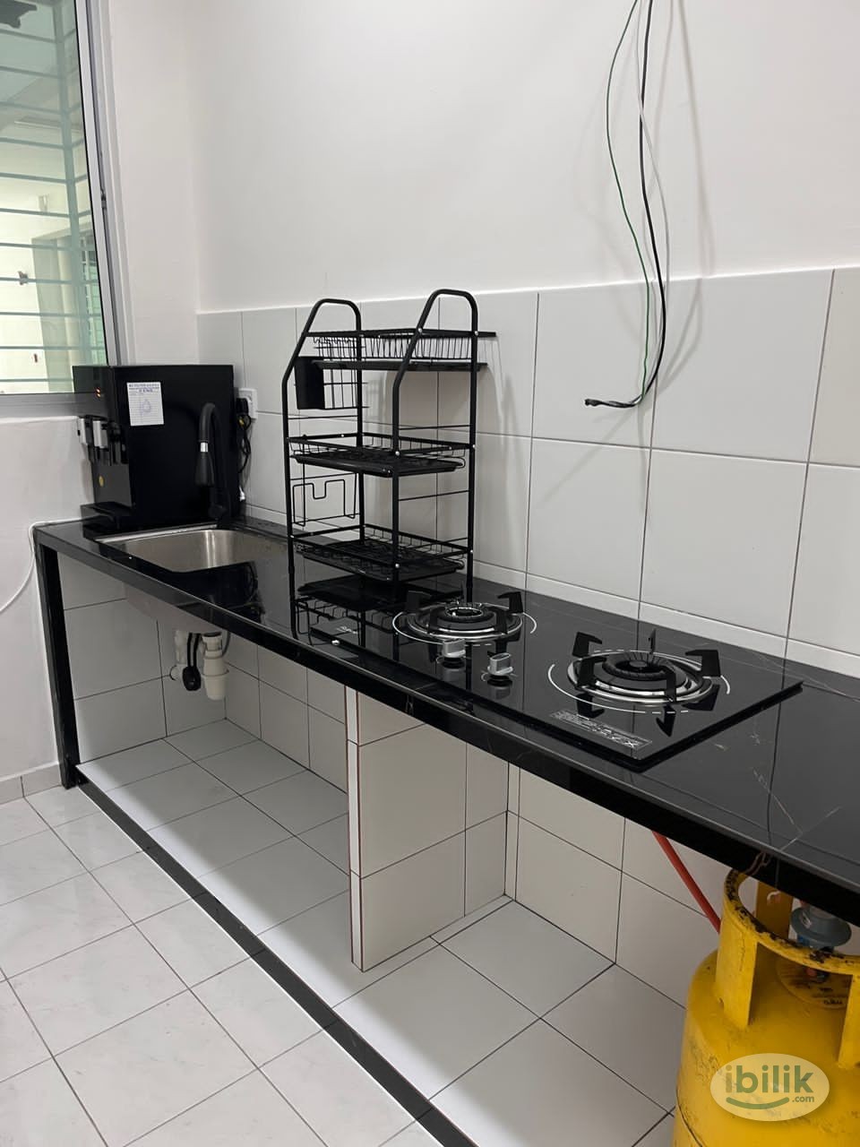 Minimalist Single Room at Bayan Baru, Penang - Image 5