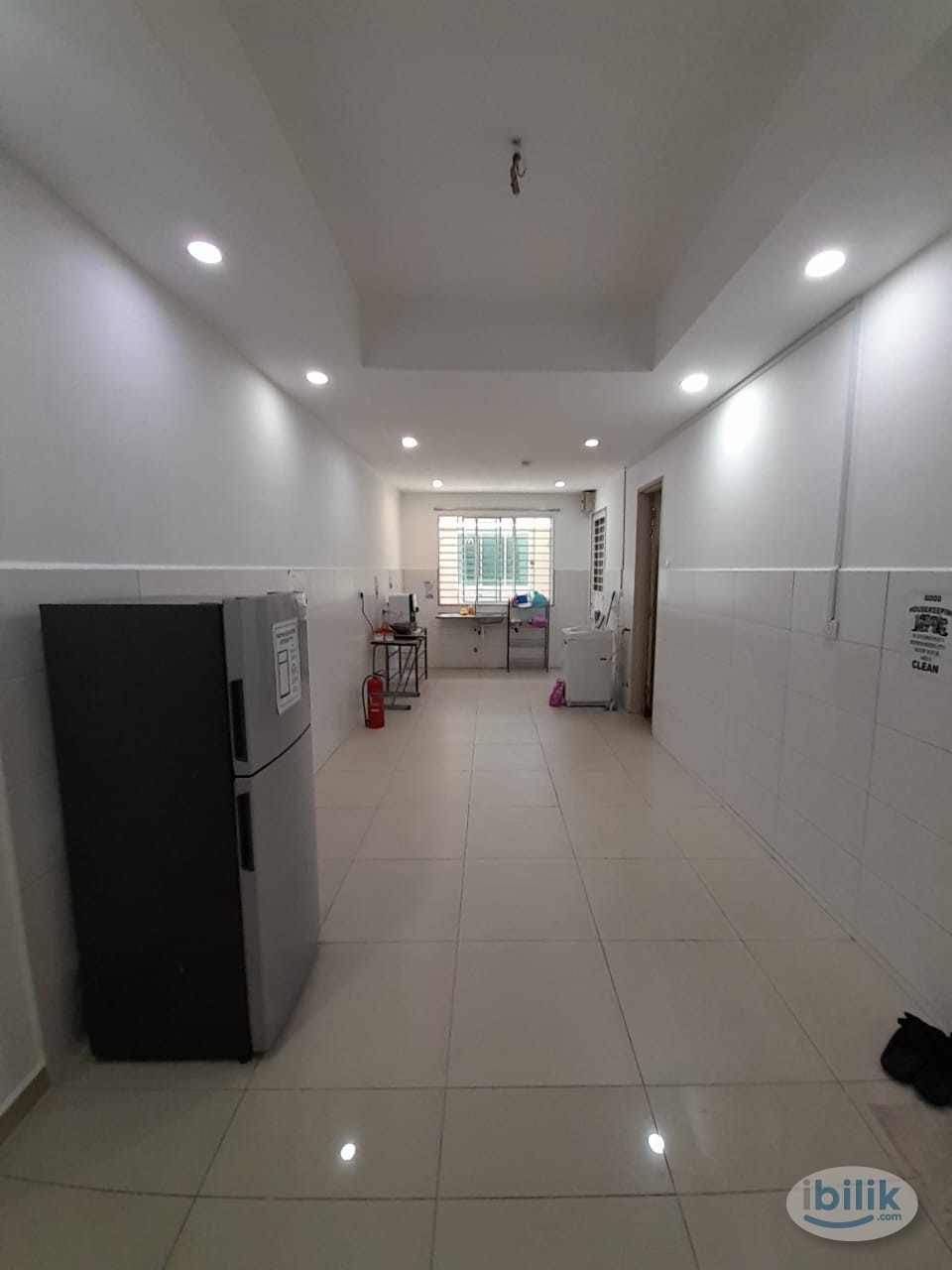 Middle Room With Private Bathroom at Bandar BOTANIC Klang, Selangor - Image 5