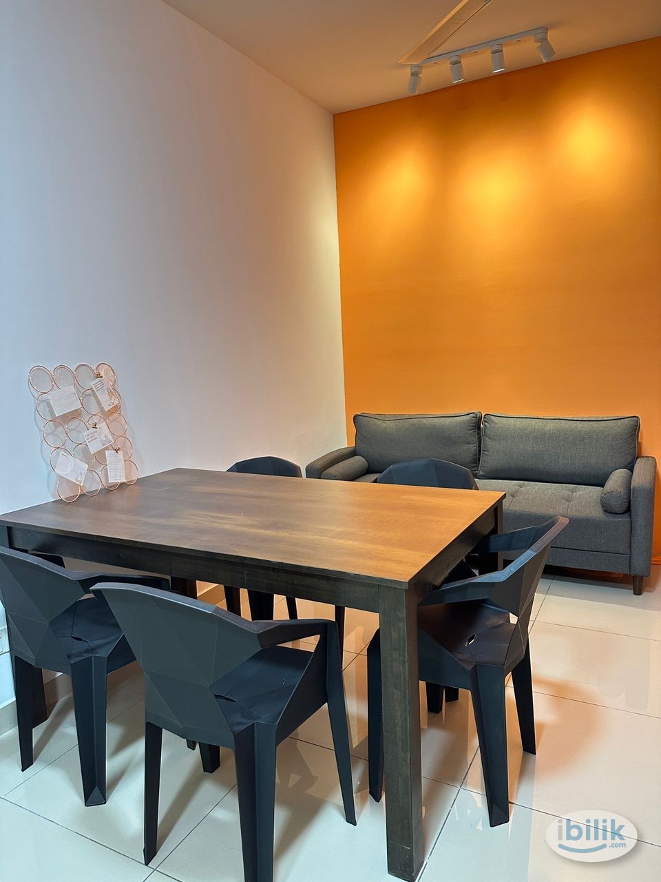 Master Room at Casa Residenza, Kota Damansara - Image 1