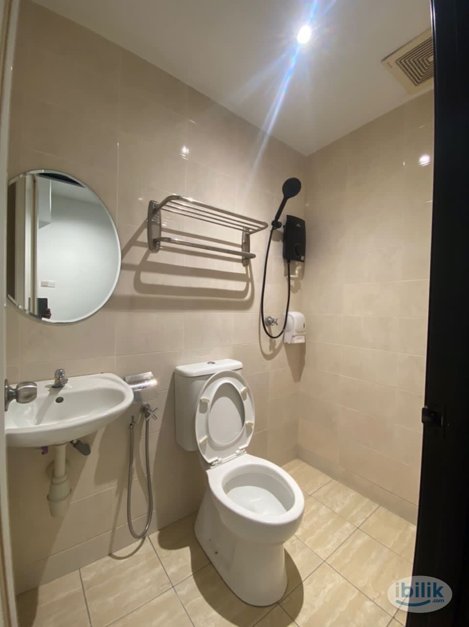 🏬🛌✨ Damansara Perdana Area Room With Private Bathroom , 6Mins To Ikea Damansara 🛍️🛒👍🏻 - Image 2