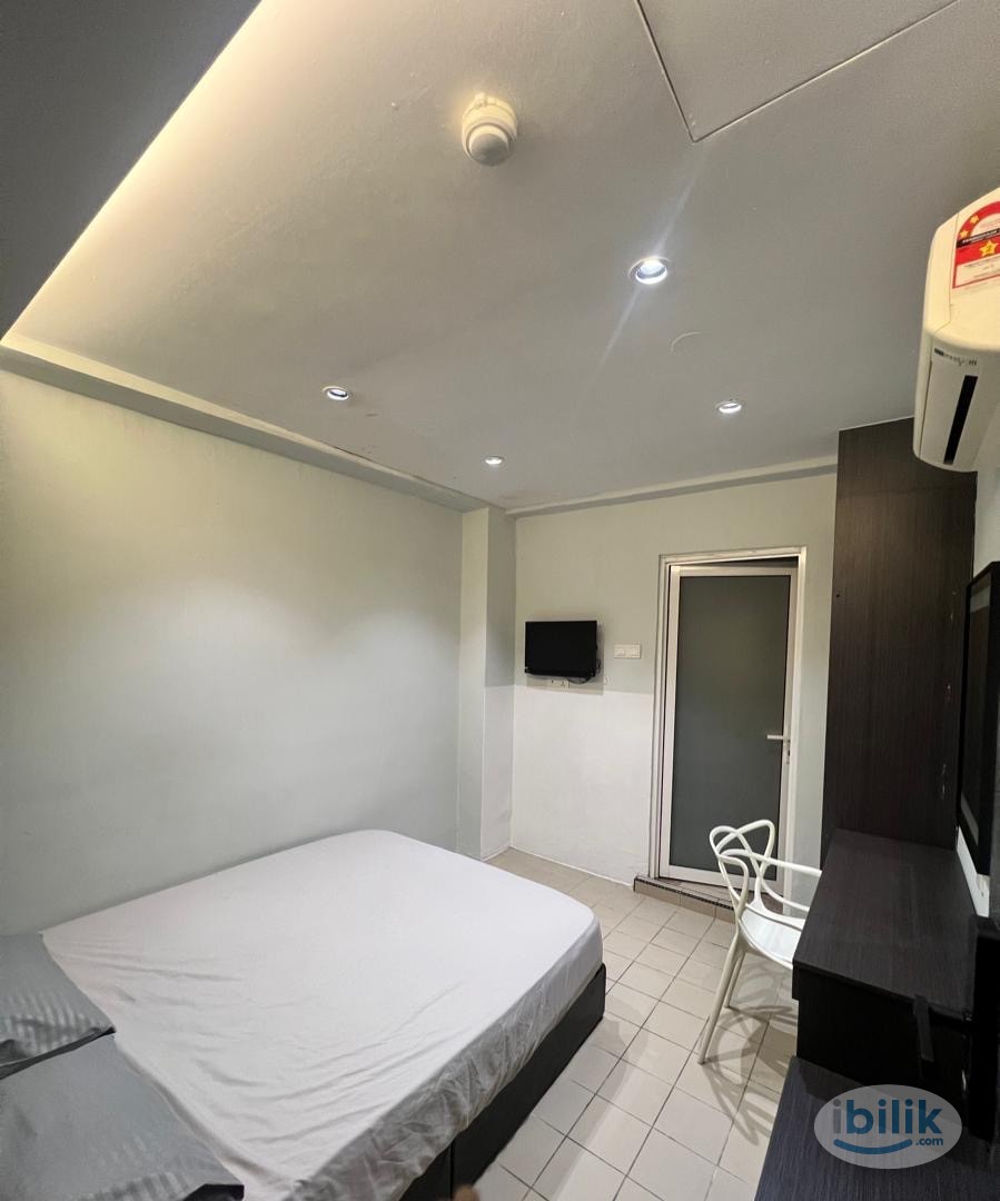 🛌👍🏻✨Co-Living with a private toilet, 3 min walking distance 🚶🏻‍♂️ to Sunway Pyramid 👍🏻✨🛌 - Image 1
