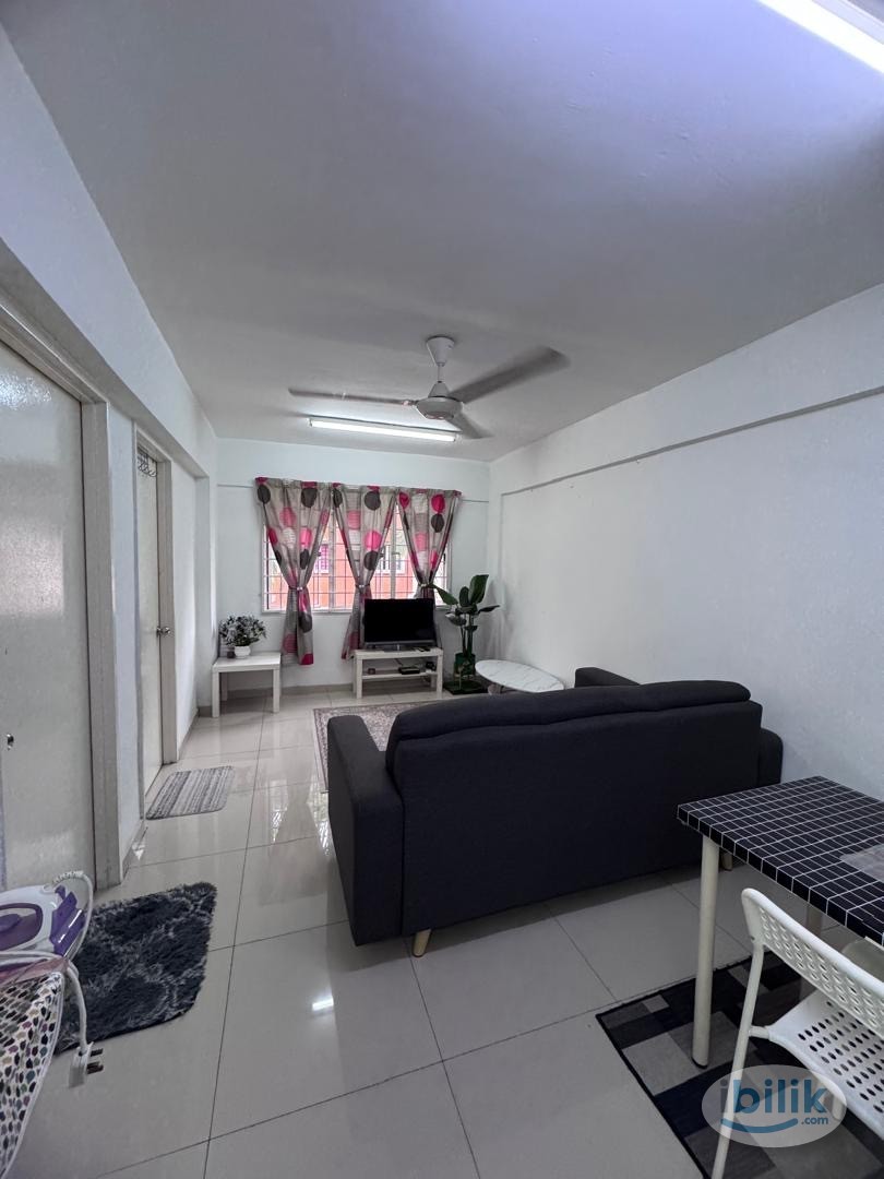 (LADIES ONLY) Middle Room at Putrajaya, Selangor - Image 4