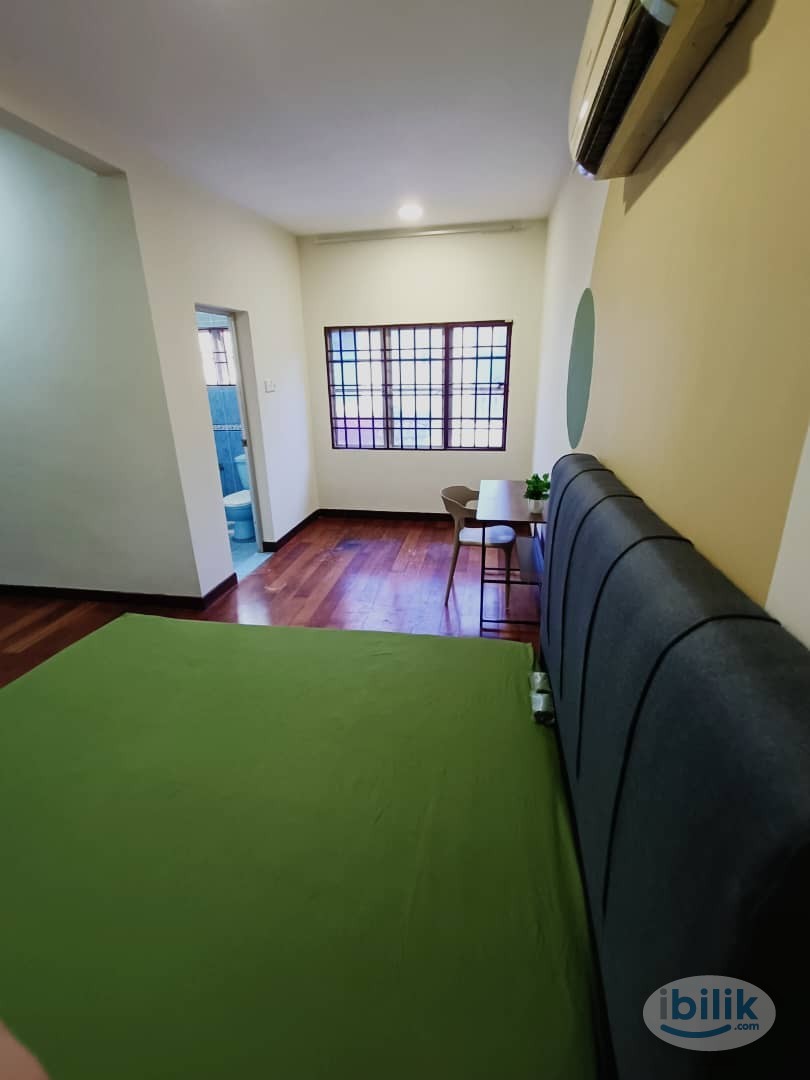Low Deposit  🛌 Furnished Room For Rent with Air-Cond at Bandar Bukit Raja - Image 2