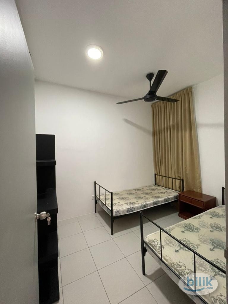 Middle Room at Taman Melati, Kuala Lumpur - Image 1