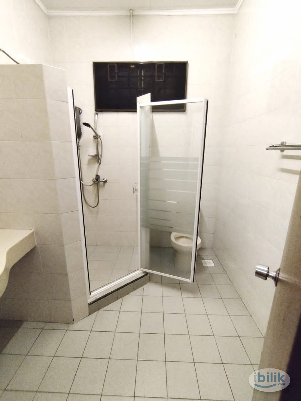 Fully Furnish Zero deposit Middle Room at Bandar Utama, Petaling Jaya - Image 2