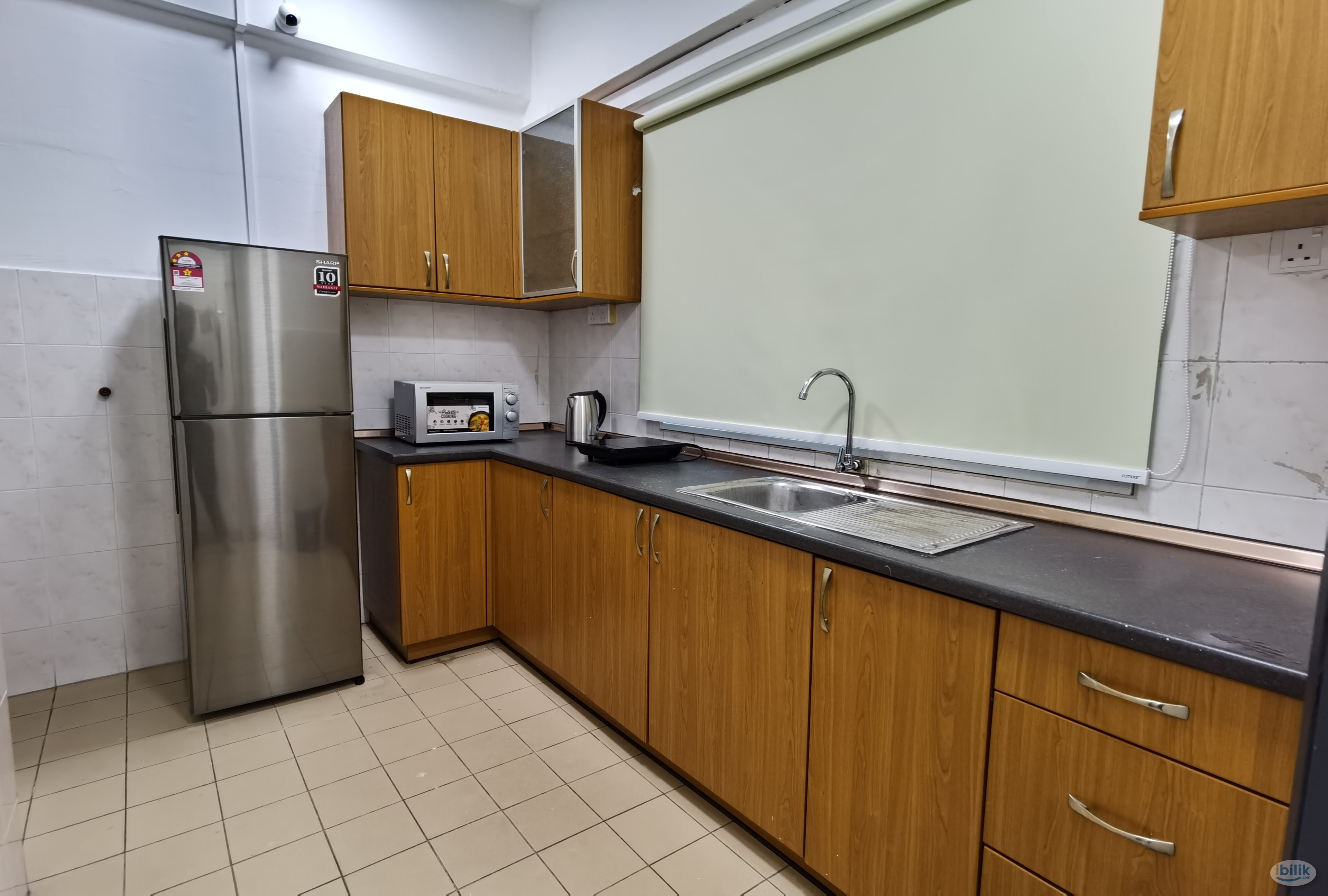 Middle Room at Endah Ria, Sri Petaling - Image 4