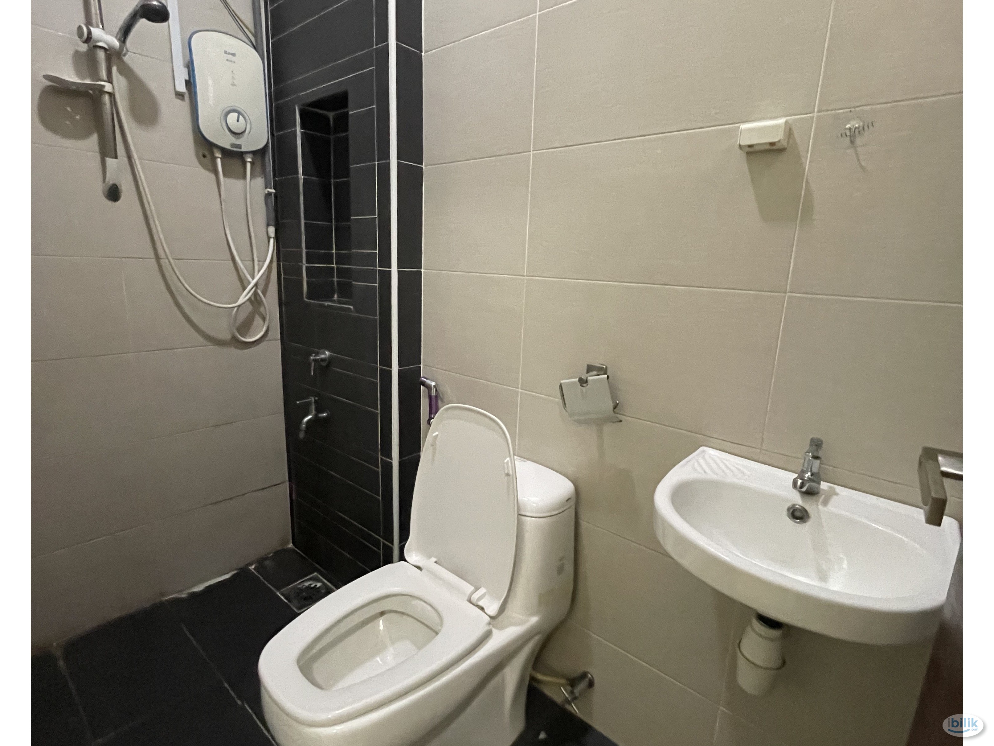 Fully Furinsh Female unit Single Room at SS2, Petaling Jaya - Image 3