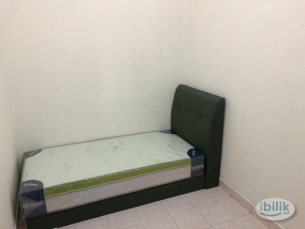 Single Room at Taman Nusa Indah, Iskandar Puteri - Image 1