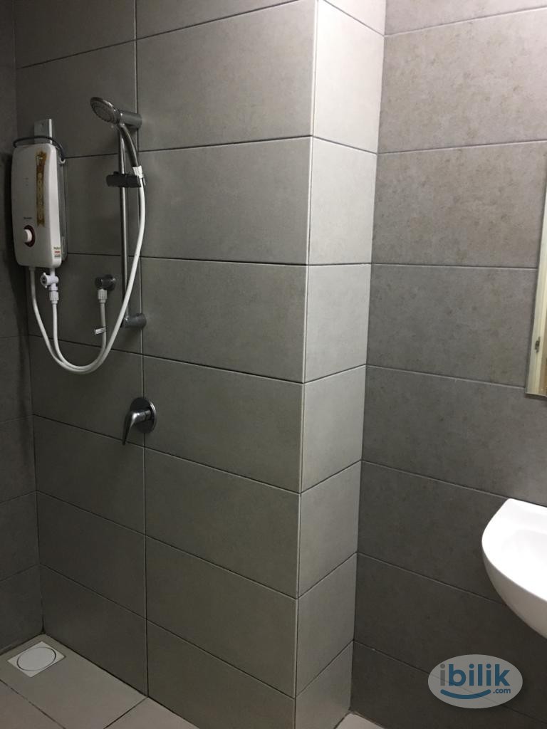 Male Unit [ Free WIFI & Utilities ] 5min walk to LRT Muhibah station - Image 3
