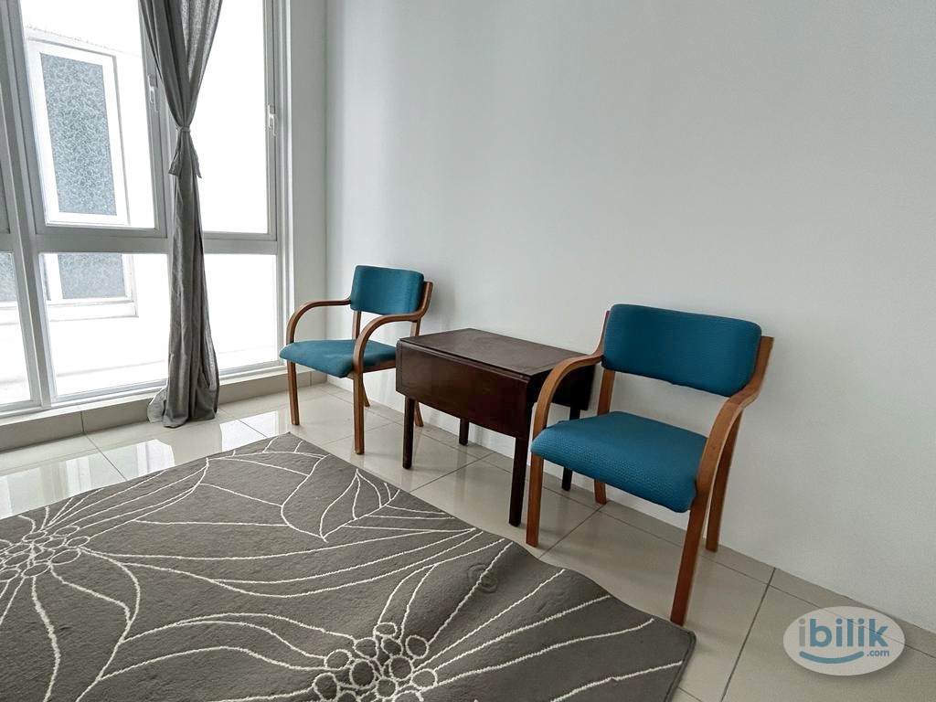 Room 4 at Vision Residence (V'Residence) Cyberjaya, Selangor - Image 2