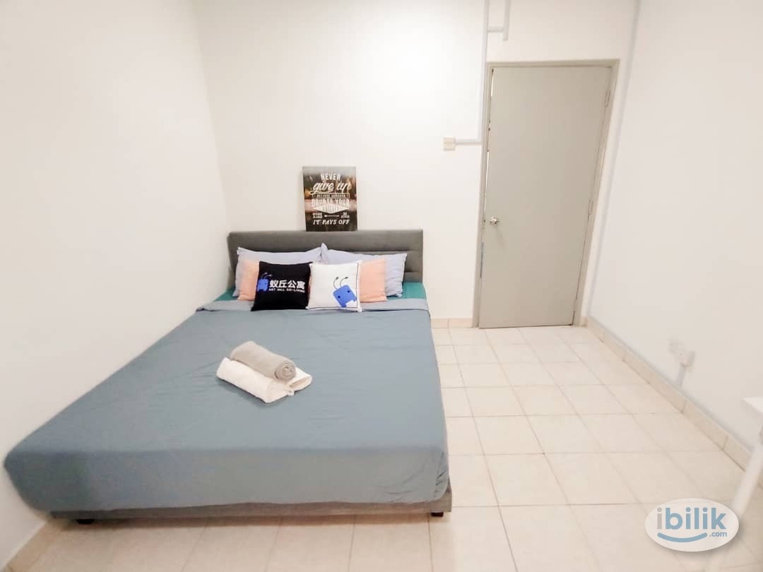 [ Ladies Only ] Fully Furnished Middle Room With Window  @ Palm Spring Condo Kota Damansara - Image 1