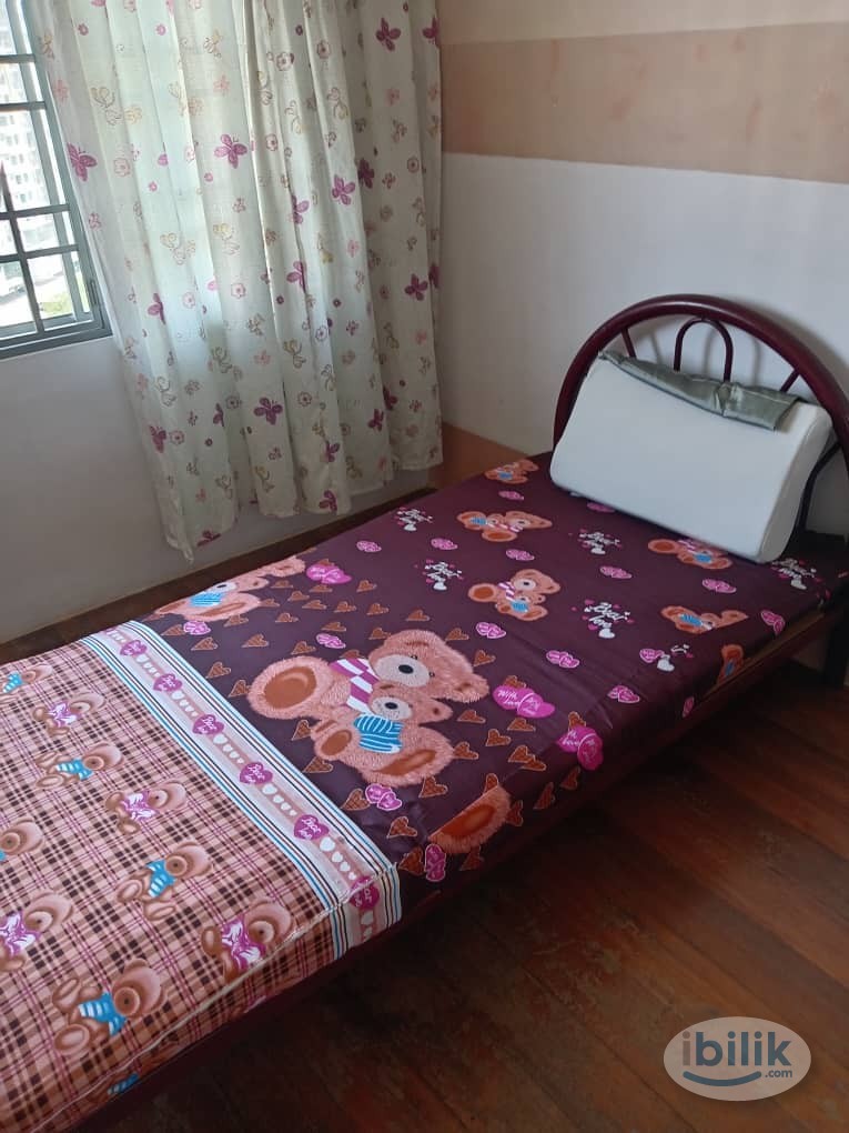 Middle Room at Nibong Indah, Sungai Nibong - Image 4