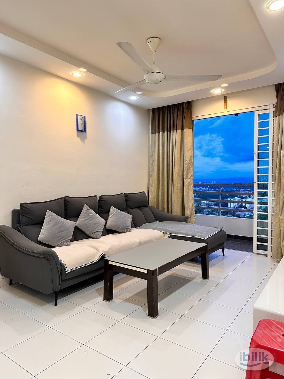 Master Room at Palma Laguna Water Park Condo, Kampung Jawa - Image 1