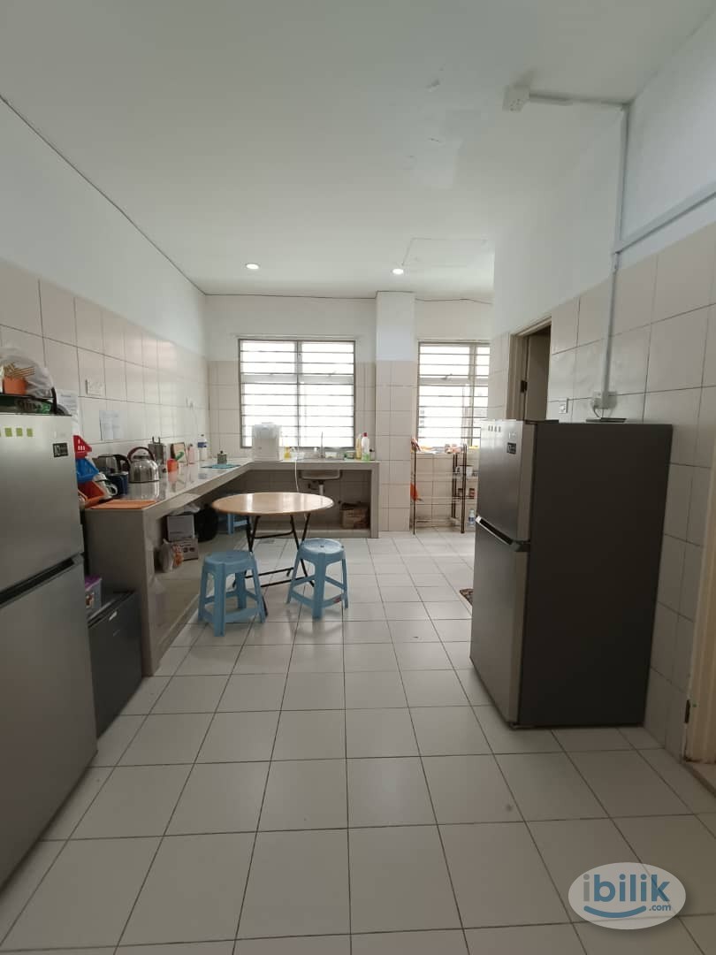 Low Deposit ❗ Non Sharing Bilik Sewa Murah attach Air-Cond at  Bandar Utama - Image 3