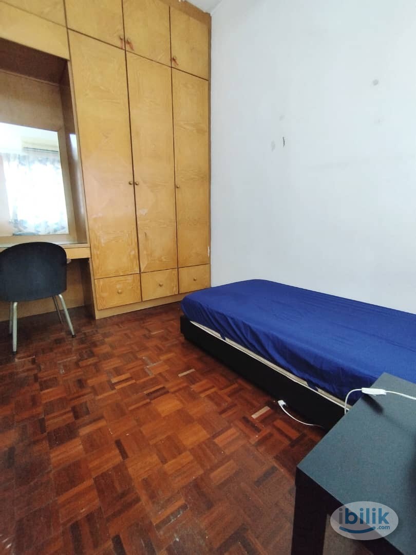 One Month Deposit Only 😄 Room in TTDI, Kuala Lumpur with Free WIFI 📶 - Image 1