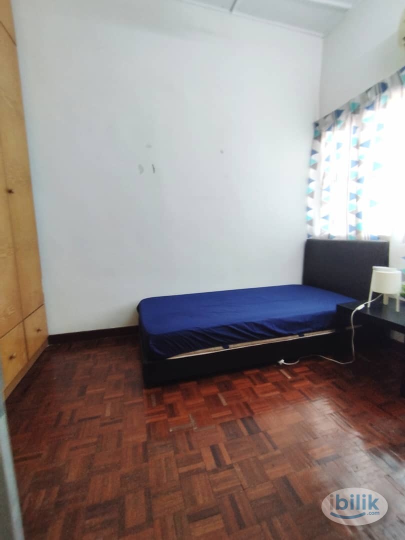 One Month Deposit Only 😄 Room in TTDI, Kuala Lumpur with Free WIFI 📶 - Image 3