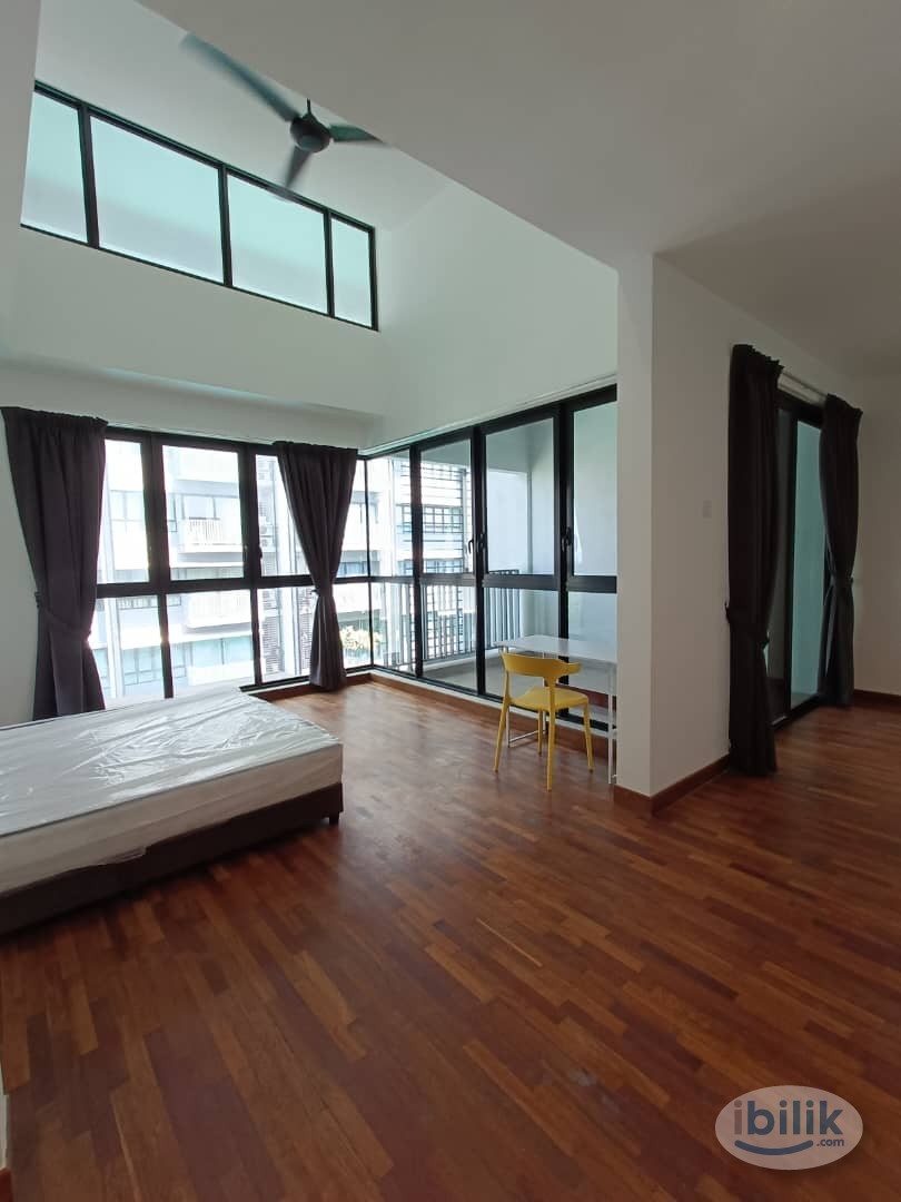 Master Room for Rent ⭐️Near by Central l-City Mall ⭐️ Near UiTM Shah Alam - Image 1