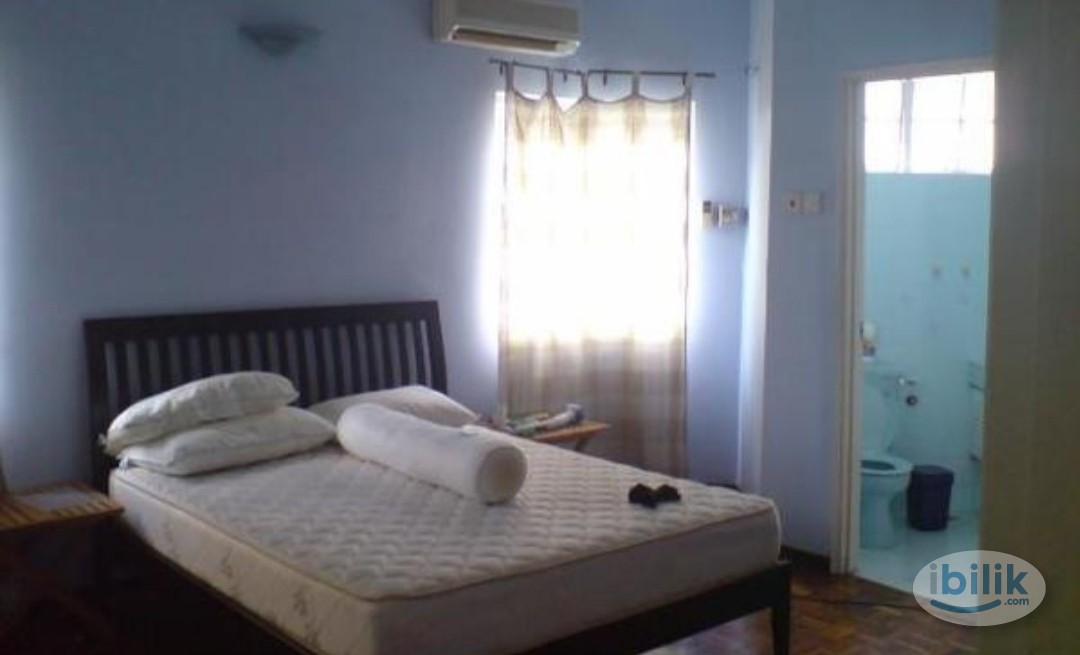 Master bedroom at ken Damansara - Image 1