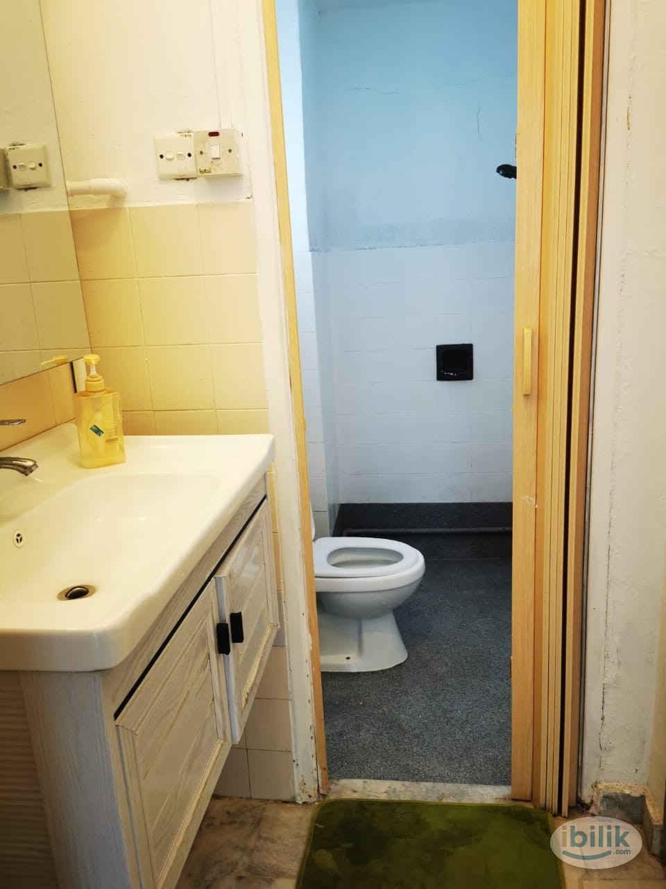 Menara alpha condo medium room for rent/ 5mins walking distance to LRT wangsa maju - Image 3